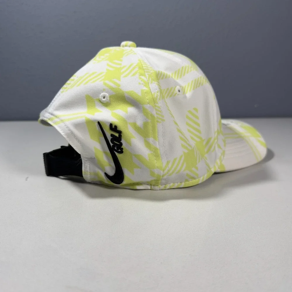Nike Arobill CLC99 Cap DA3386 Lightweight Sweat-wicking Fabric Classic Plaid NWT